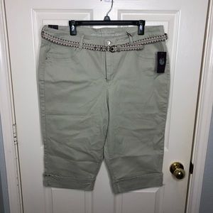 Gloria Vanderbilt All Around Slimming Tan Shorts